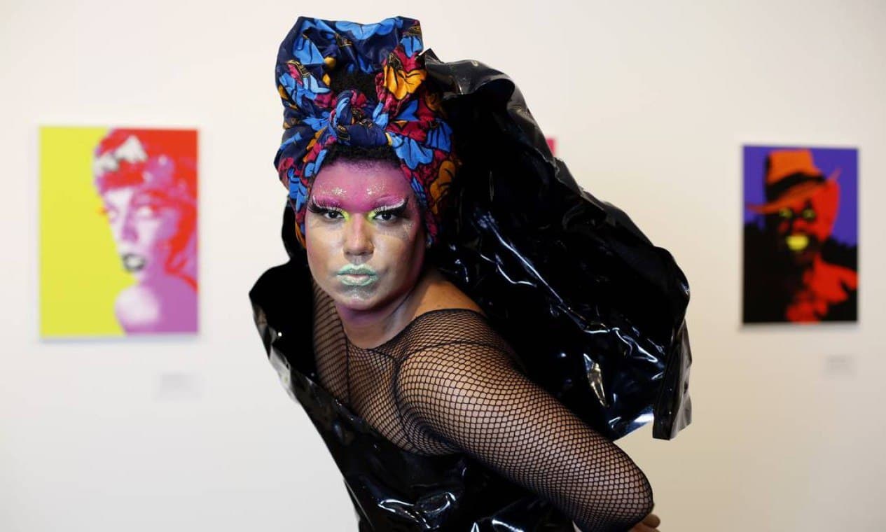 “Decoloniedade Afrofuturista”, com Rafael Bqueer