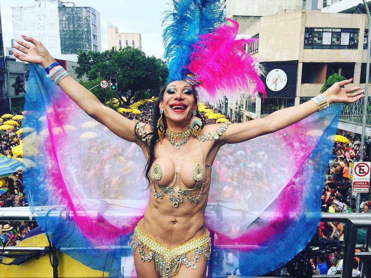 “Estou viva e fomentando a cultura”, diz Márcia Dailyn, a Musa do bloco Acadêmicos do Baixo Augusta
