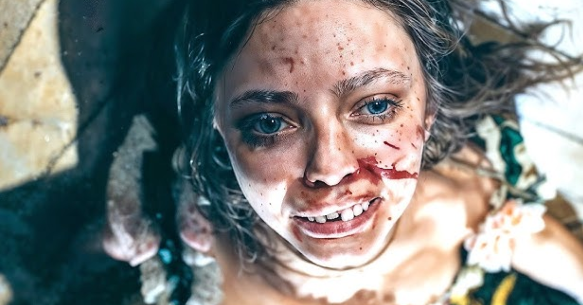O efeito ‘A Substância’: de terror subestimado à crítica social contemporânea no longa ‘Meia-Irmã Feia’