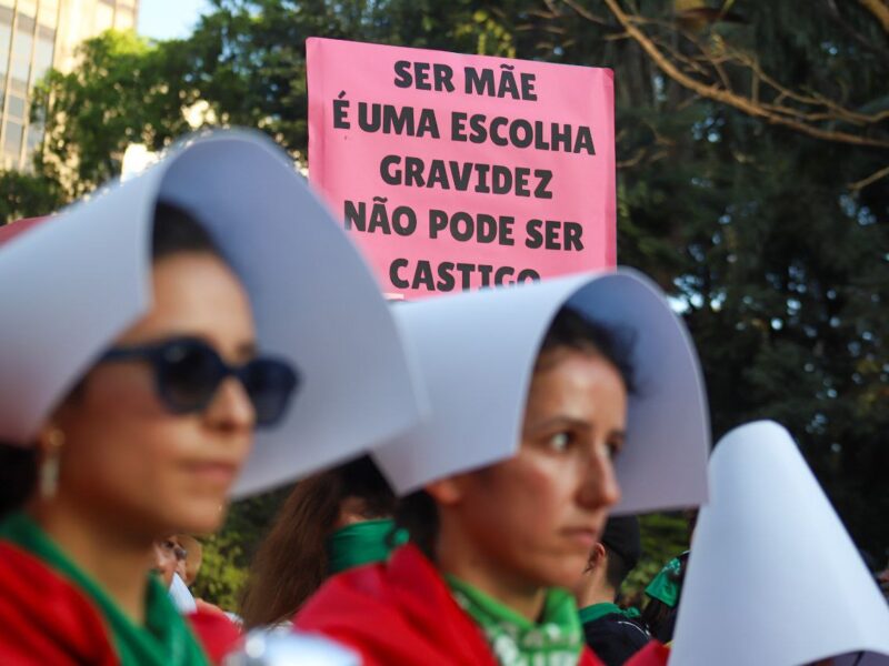 Projeto que derruba norma de proteção a crianças vítimas de violência sexual avança no Senado
