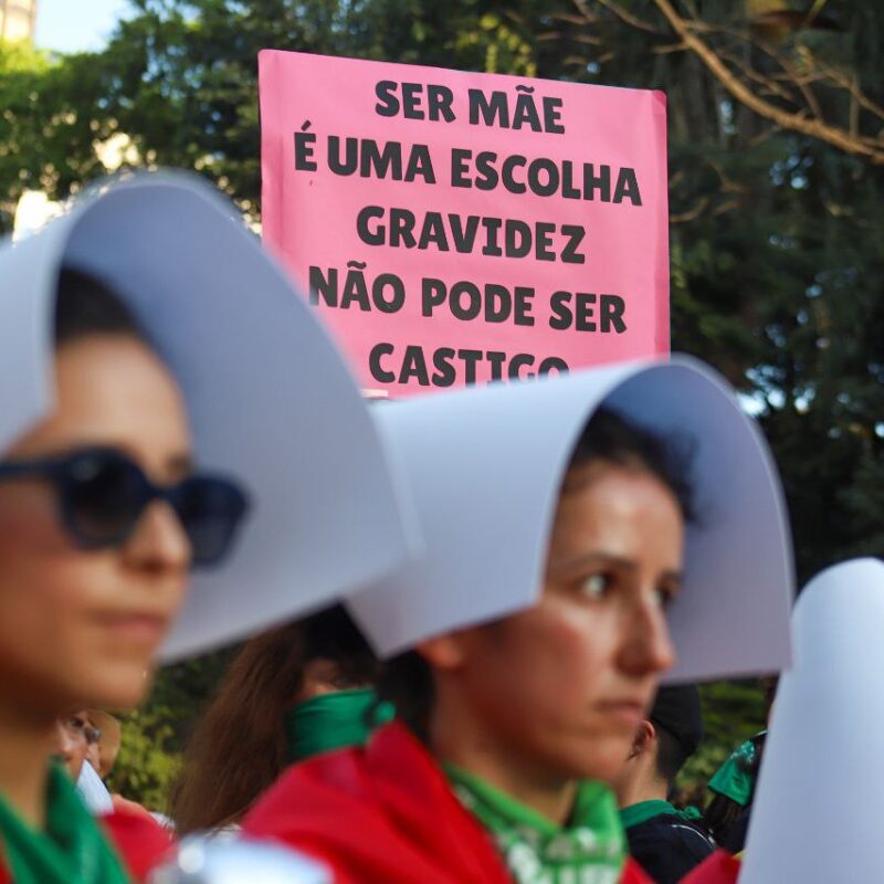 Projeto que derruba norma de proteção a crianças vítimas de violência sexual avança no Senado