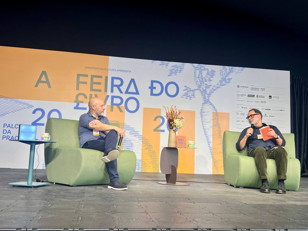 Ruy Tavares debate guerras culturais, tecnologia e democracia no palco principal da Feira do Livro de&hellip;